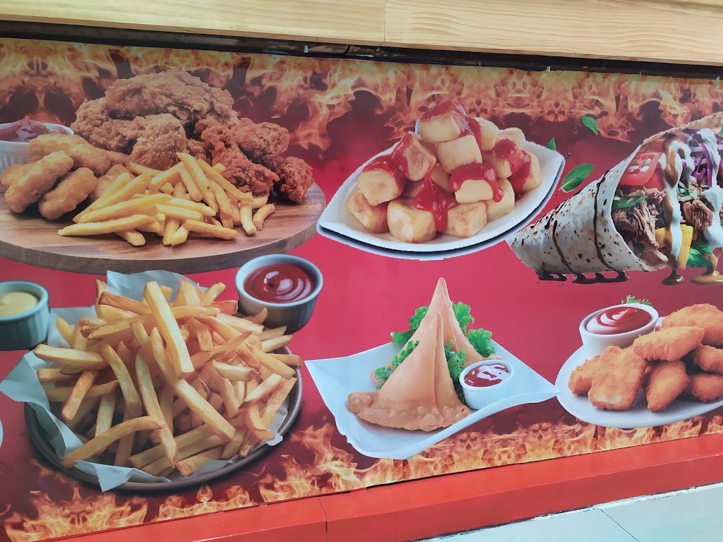 Ali Pizzeria kebab — Comida y bebida