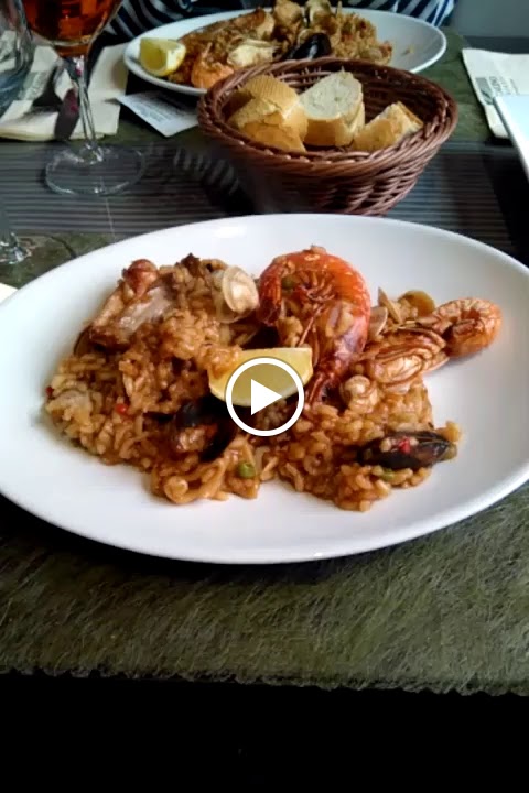 Restaurante Boccalino Pueblo Seco Sitges — Videos