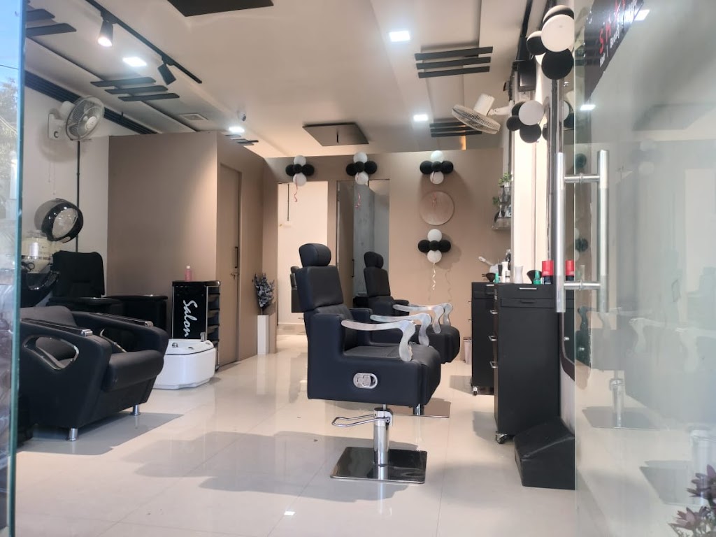 Shaya The Family Salon