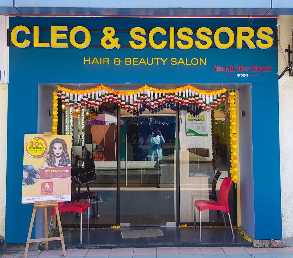 Cleo And Scissors