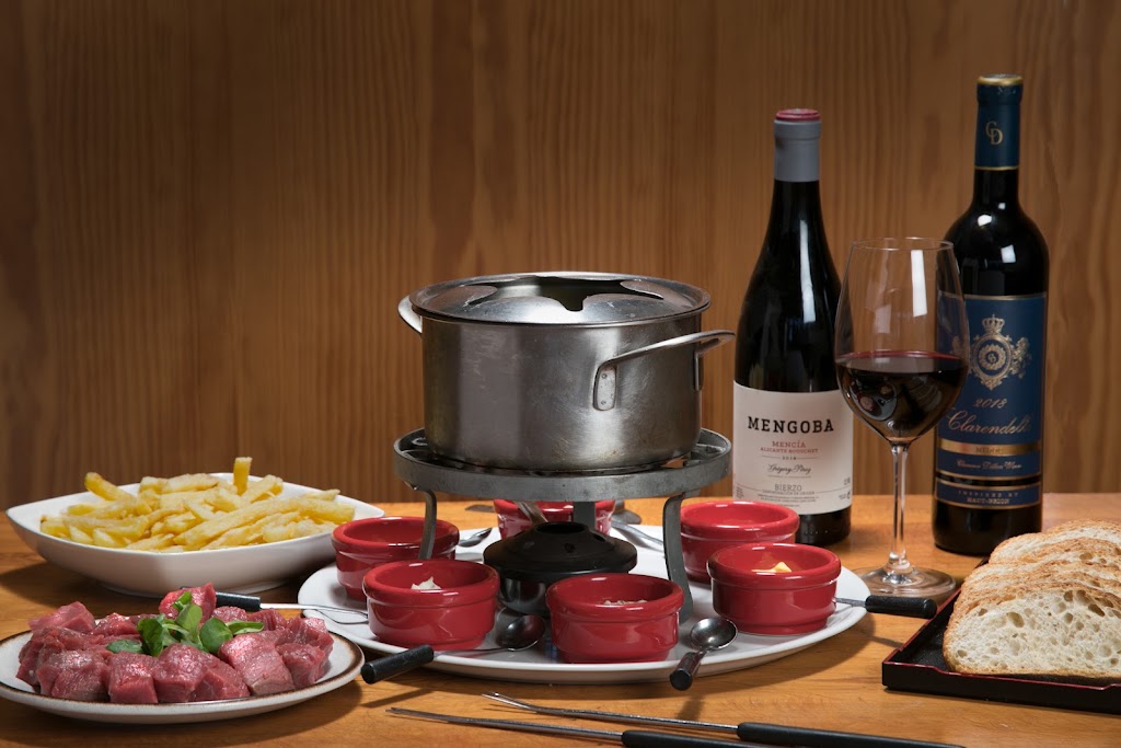 Restaurante El Chalet Suizo — Comida y bebida