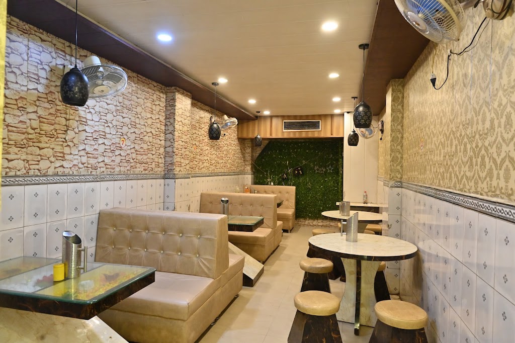 Narayan Sweets