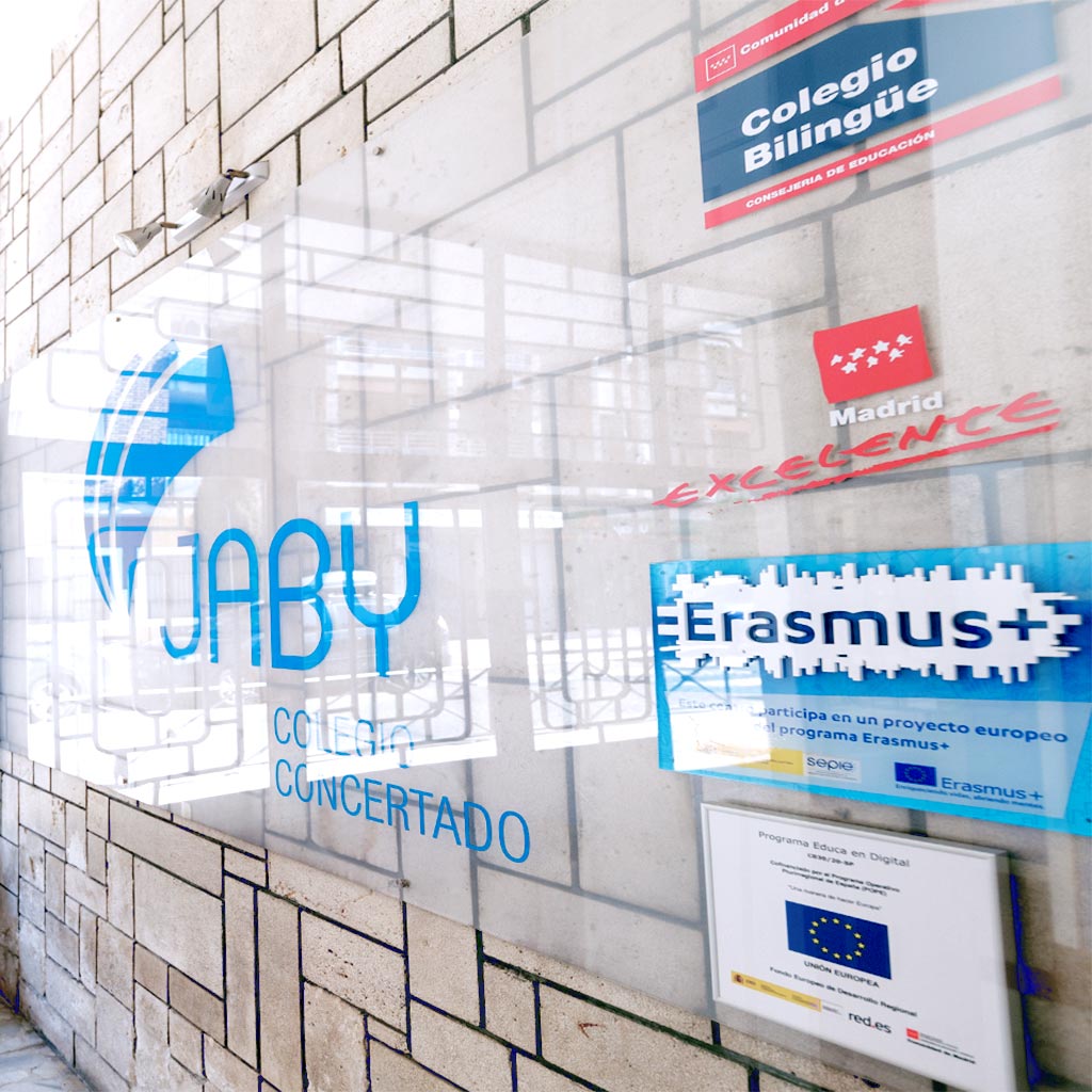 Colegio JABY — Del propietario