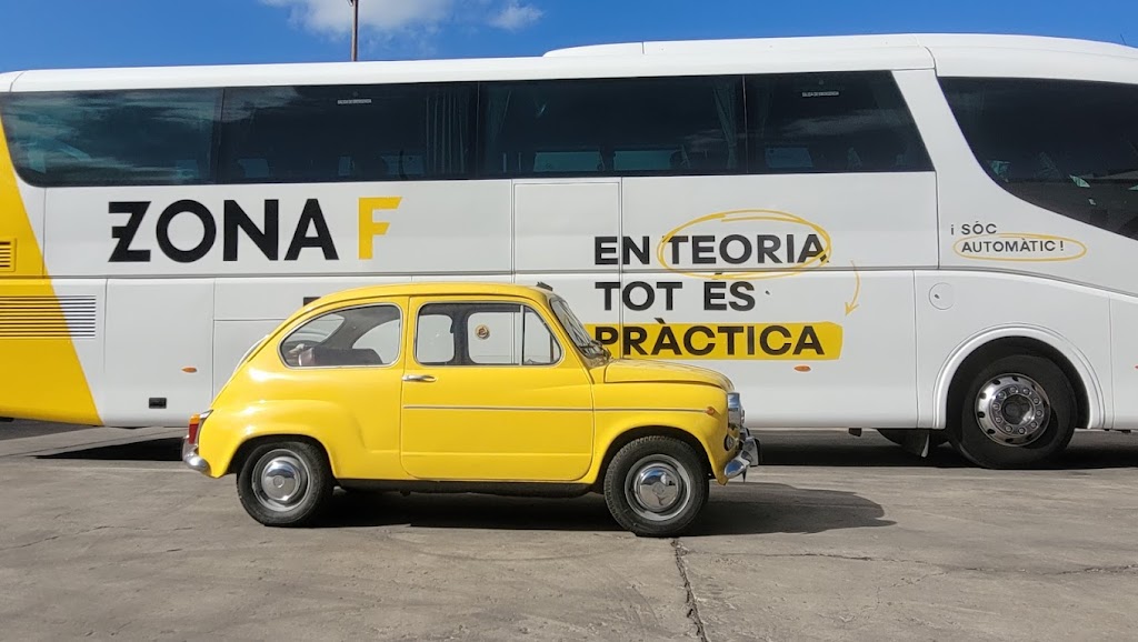 Autoescuela Zona F Castelldefels - Plaza Juan XXIII
