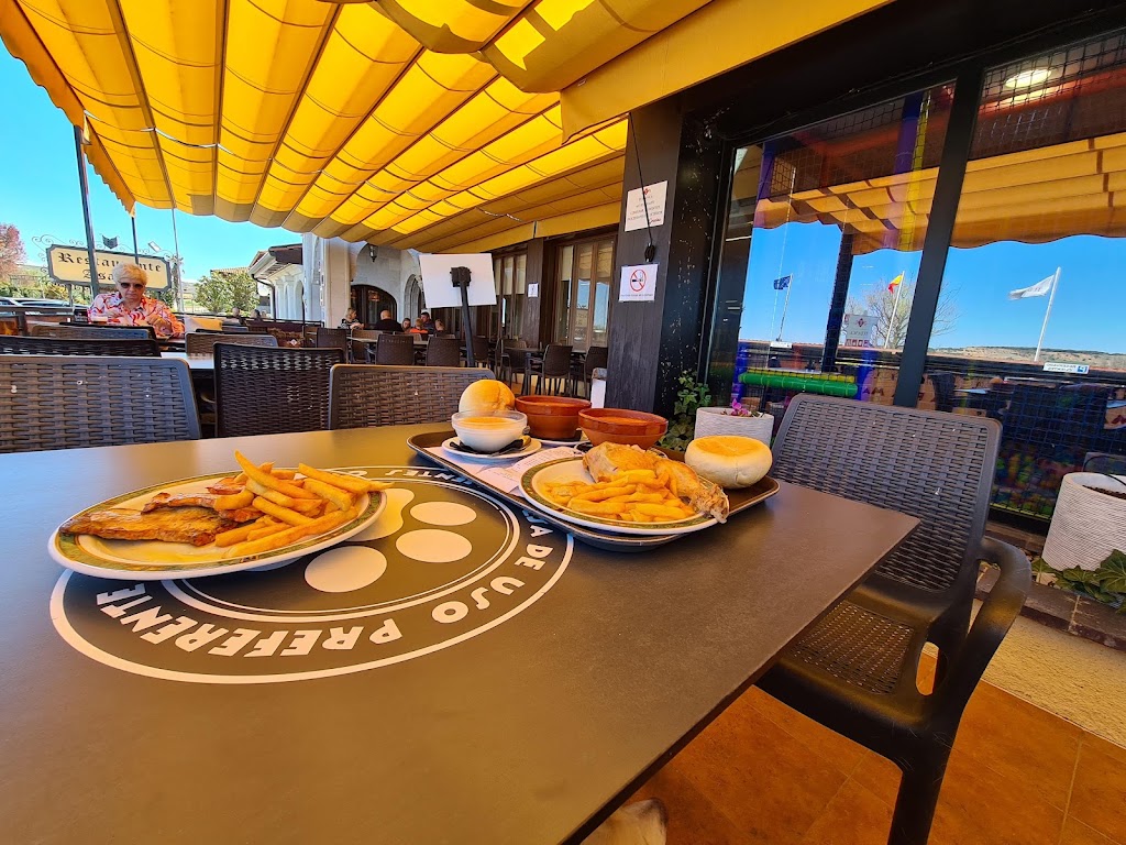 Restaurante Asador Tudanca Aranda - Complejo Tudanca — Comida y bebida