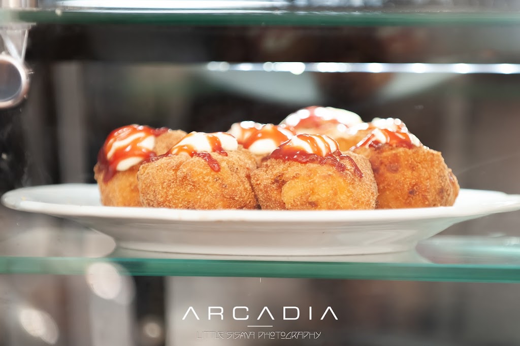 Bar Restaurante Arcadia — Comida y bebida