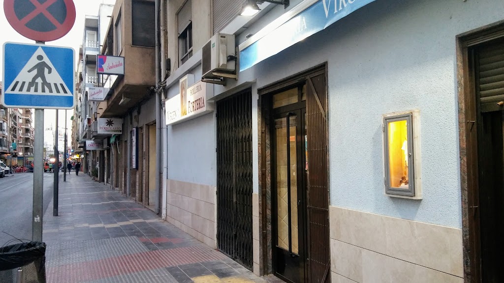 Panaderia Bolleria Virgen De La Porteria