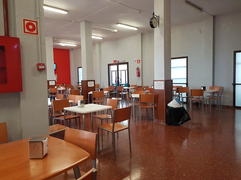 Centro de Participacion Activa de Mayores Jerez III " La Granja" — De los visitantes