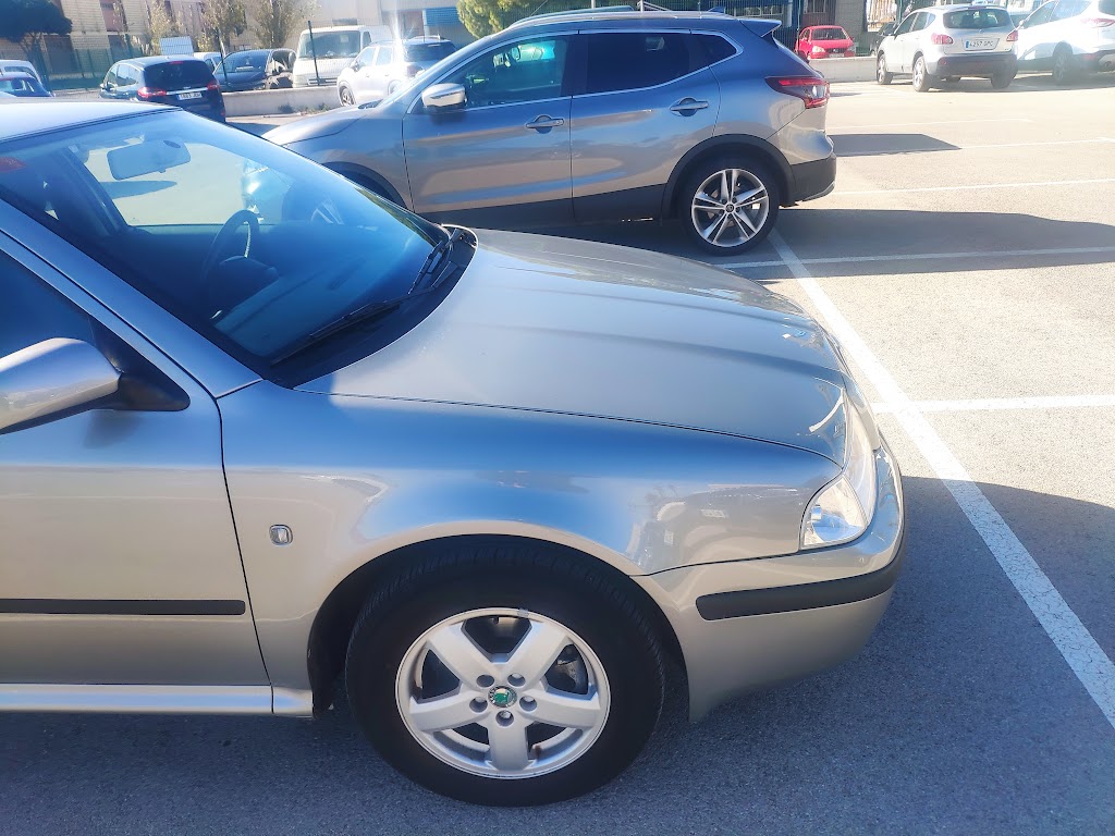 Centro de lavado integral del automovil