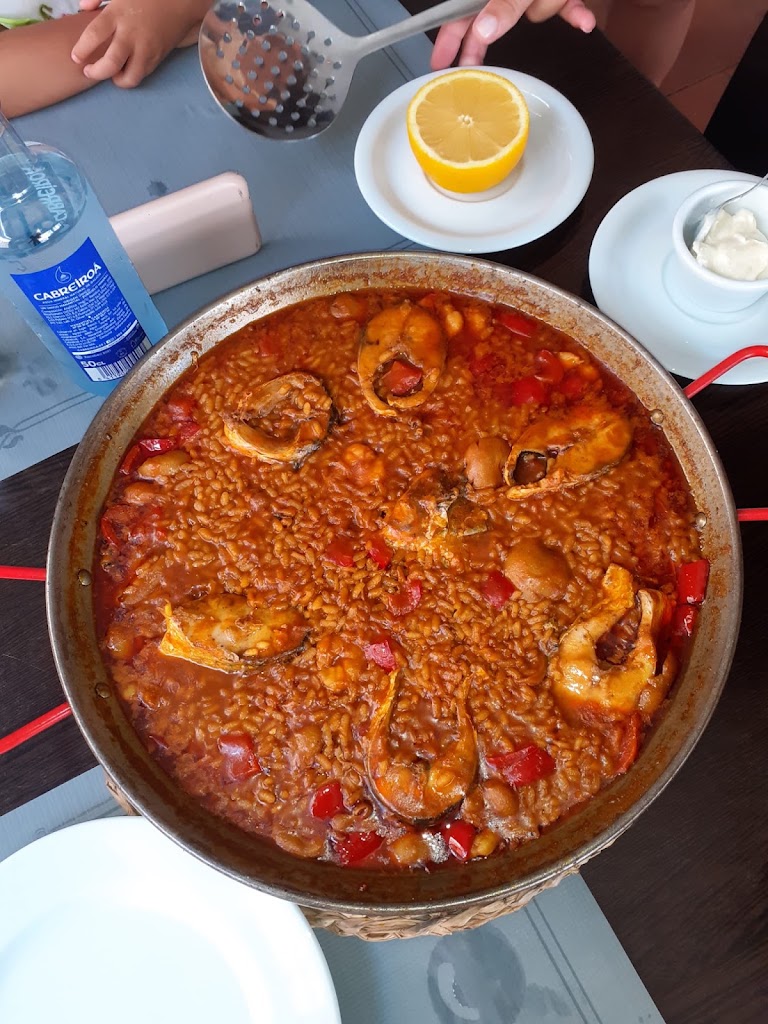 PIZZERIA FONTANA LATINO — Comida y bebida