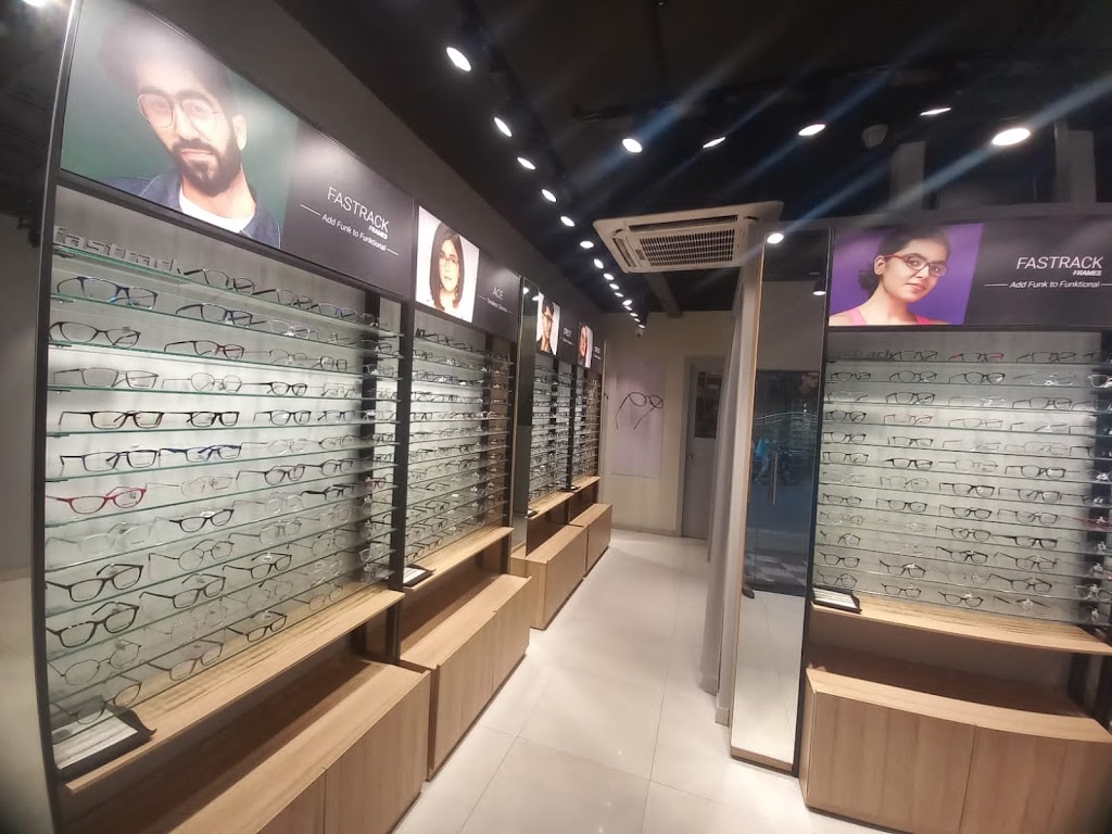 Titan Eye At Domjur Kolkata