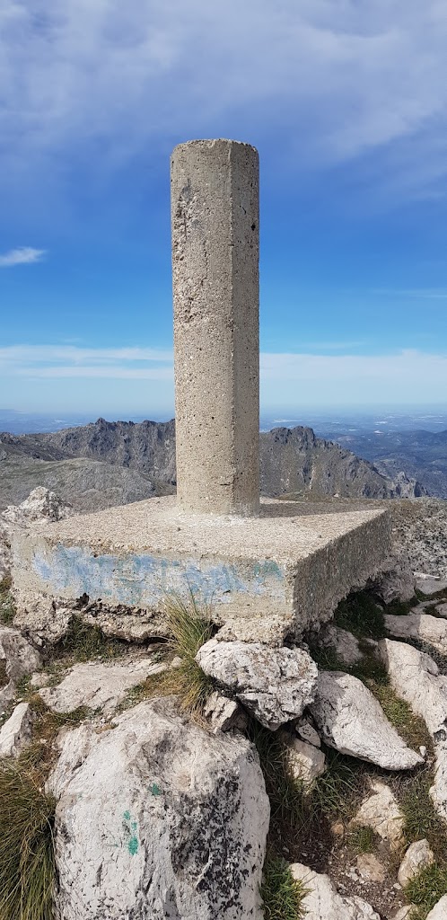 Pico la Tinosa