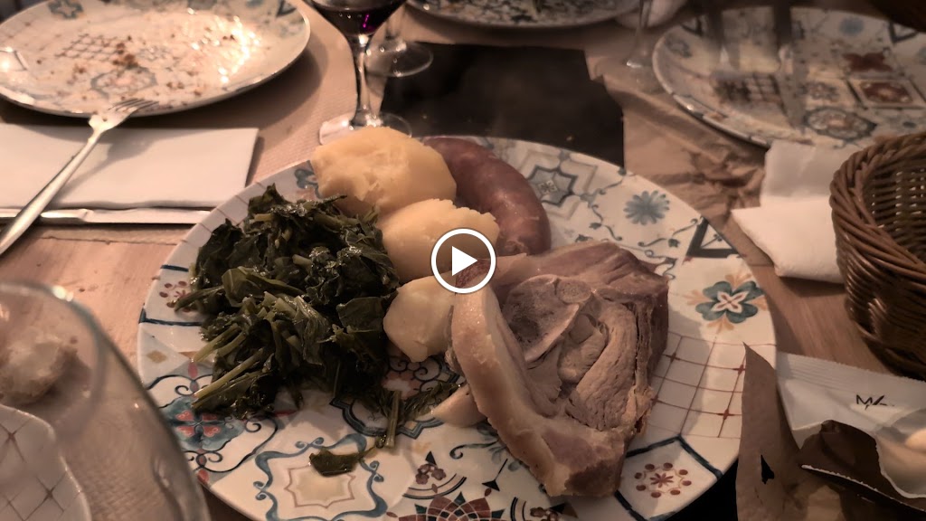 Restaurante Embrujo Gallego — Videos