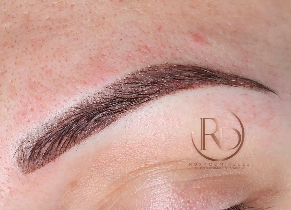 SHANTAY ,ROXY DOMINGUEZ ,Microblading, Pestanas y Micropigmetacion,Estetica,Tatuajes,Yoga,Unas