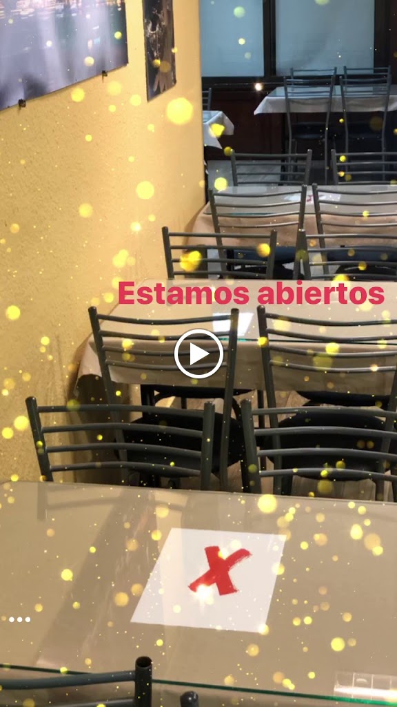 Bar Estrella Comida Latina — Videos