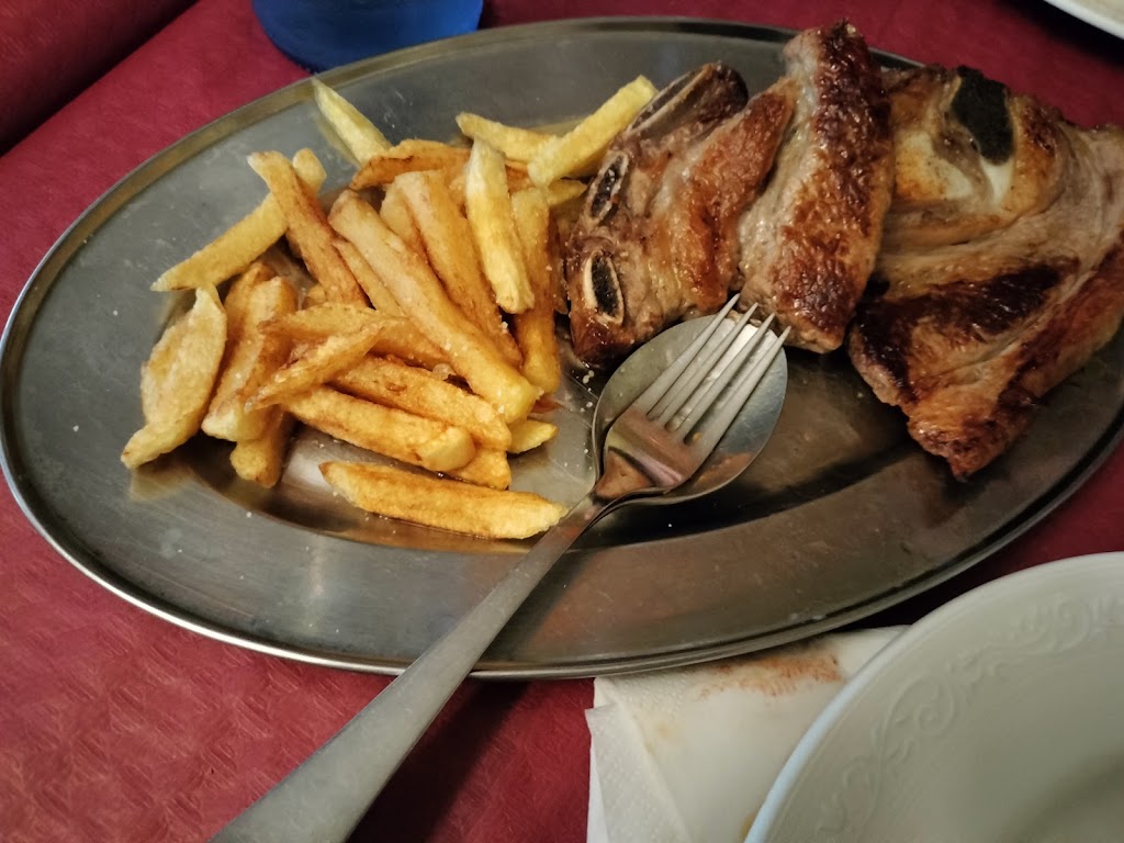 Restaurante Casa Carballo — Comida y bebida