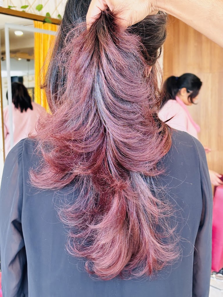 Billion Heads Unisex Salon