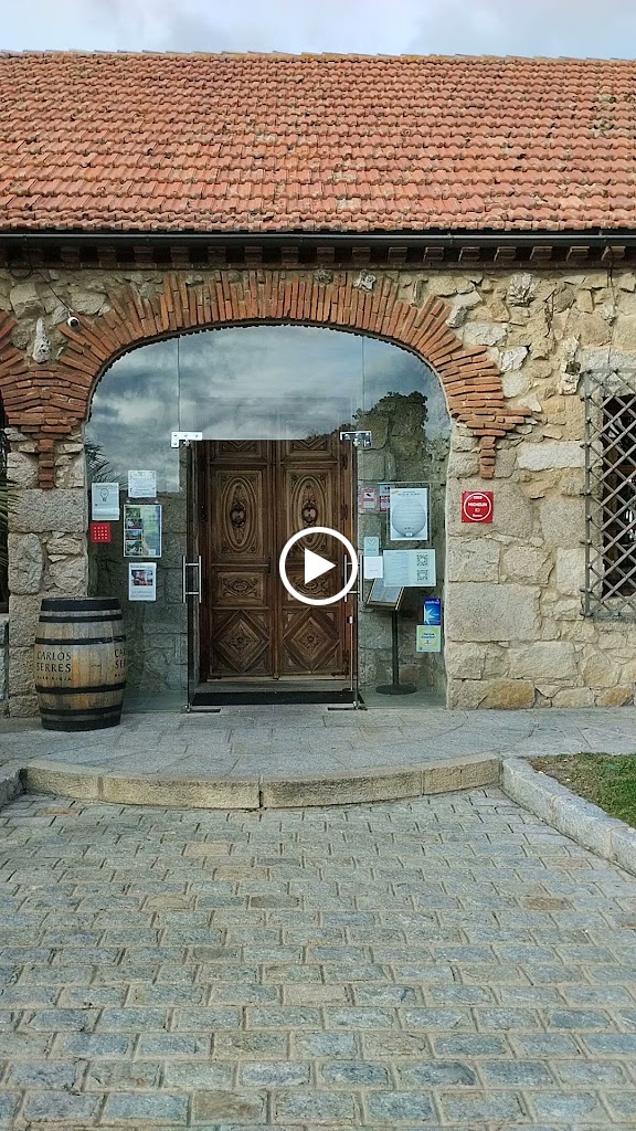 Restaurante El Gallinero — Videos