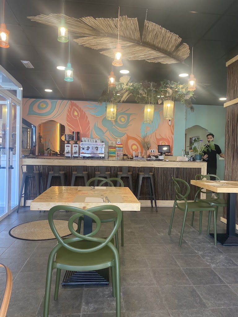 Lila Restaurant — Ambiente