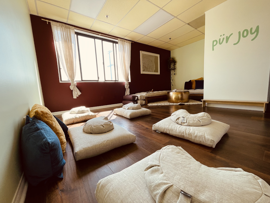  Pür Joy Yoga