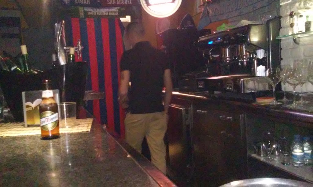 Txurrut Taberna — Ambiente