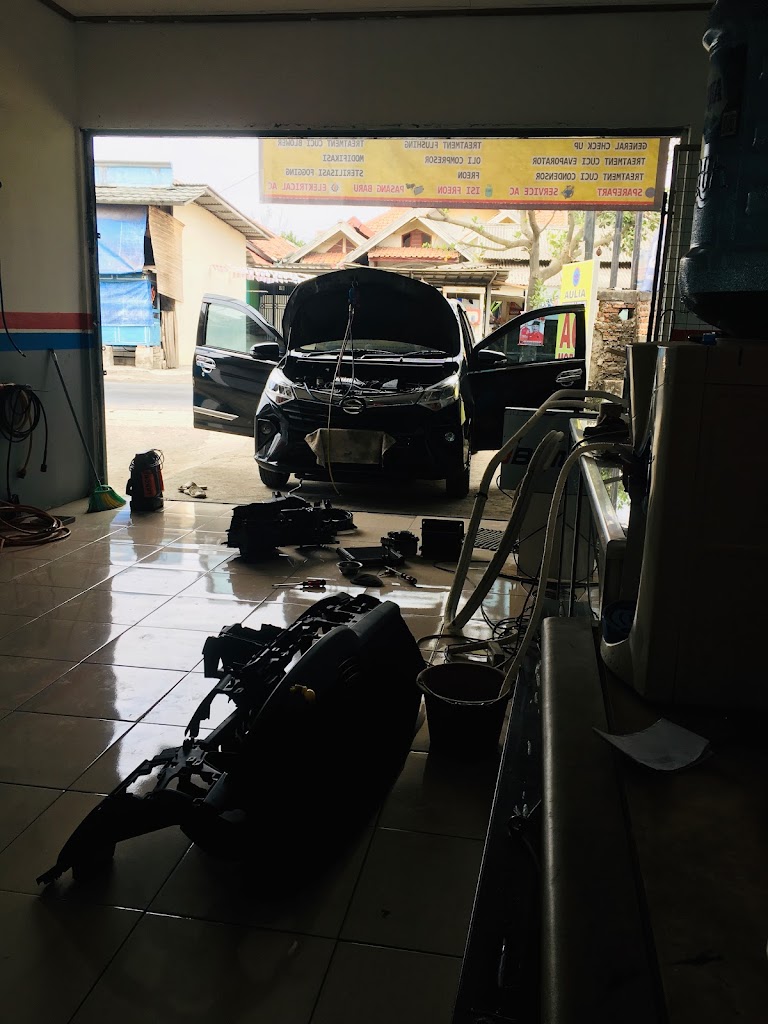 AULIA AC MOBIL (CUCI AC MOBIL TANPA BONGKAR)