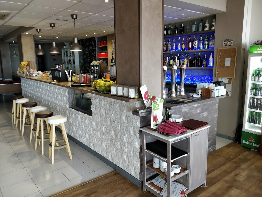 Sunset Beach Bar — Ambiente