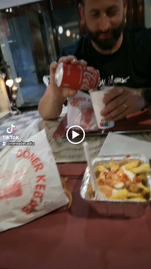 Doner Kebab La Esquina en Chipiona — Videos