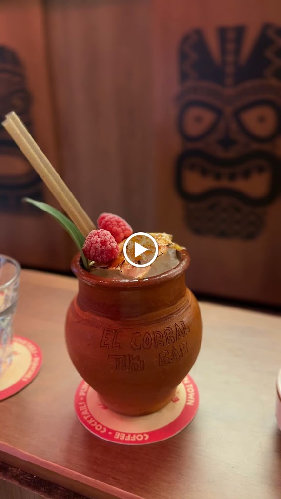 El Corral Tiki Bar — Videos