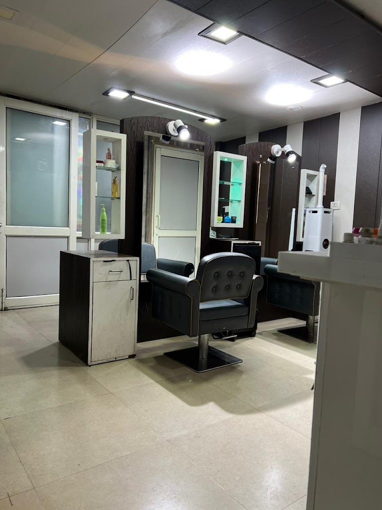 Parveen S Unisex Salon