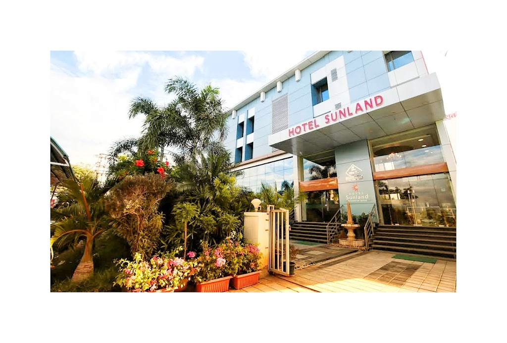 Hotel Sunland Baramati