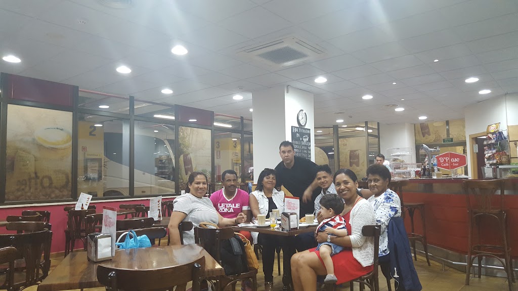 Sabor y Tradicion — Ambiente