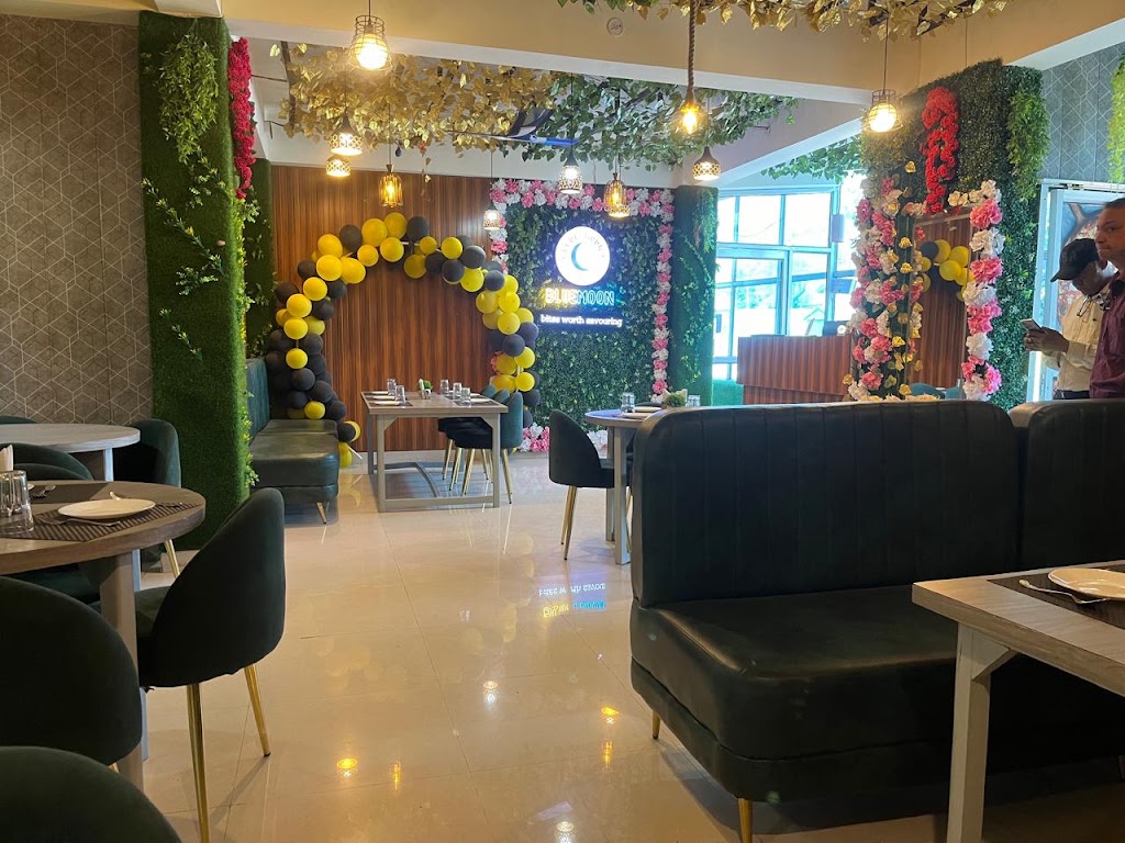 Blue Moon Restaurant