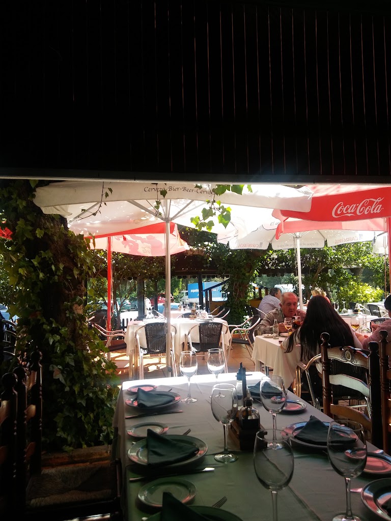 Restaurante los Pinos — Ambiente