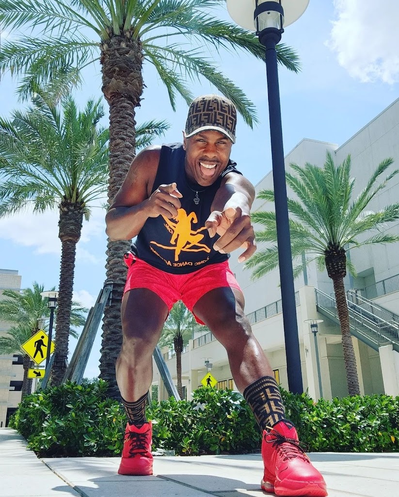  BODY 💪🏾 PARTY 🎉 BY ZION