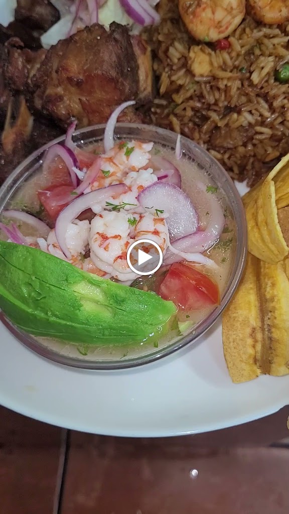 Bar chevere con amor y sabor  de martes a domingo — Videos