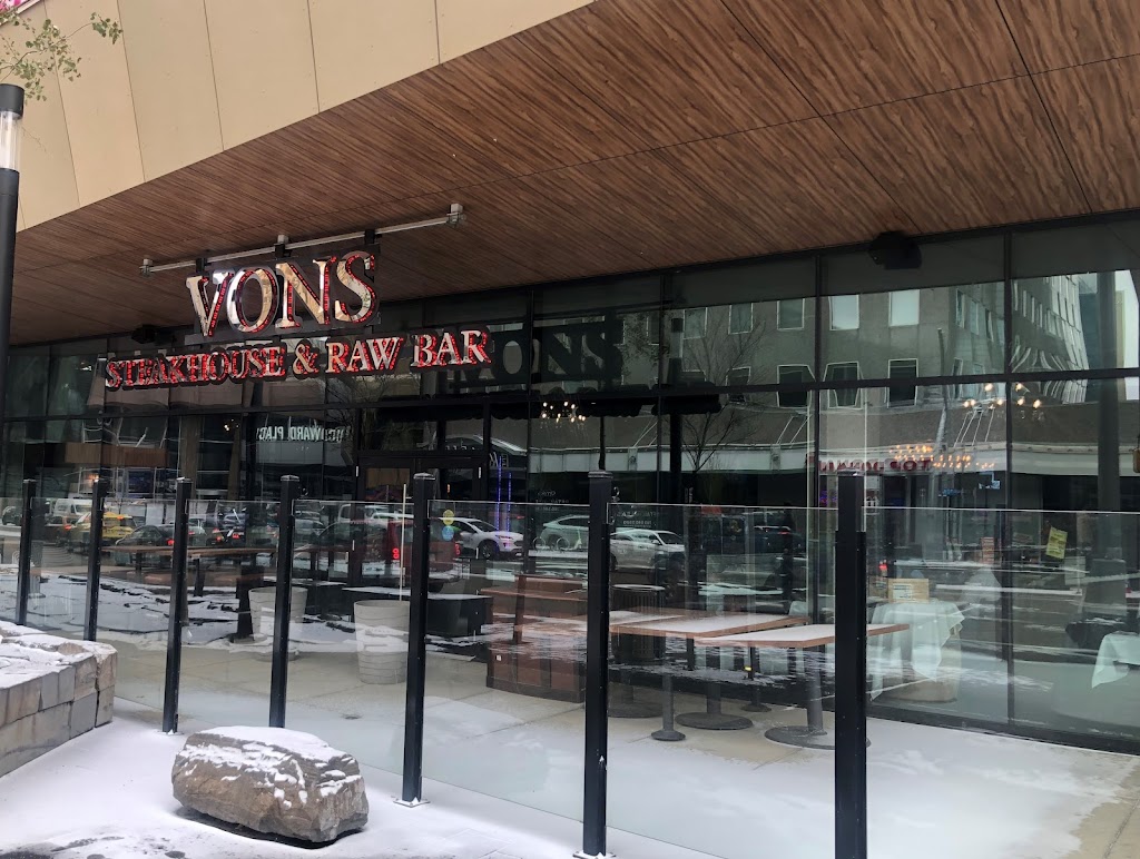 Vons Steak House in Edmonton