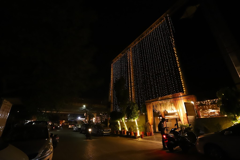 Hotel Palm Grand Naraina New Delhi