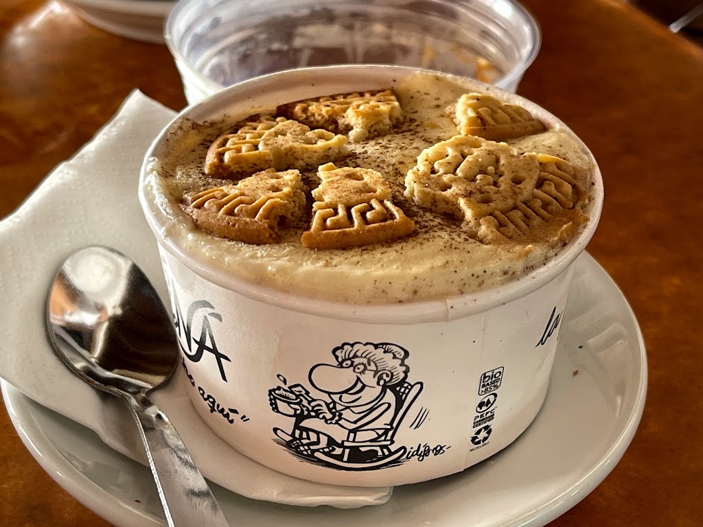 Cafe Habana — Comida y bebida