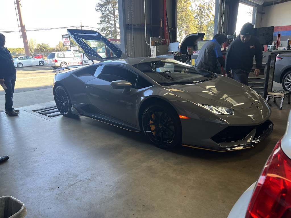 Deep's Auto Repair in Fresno