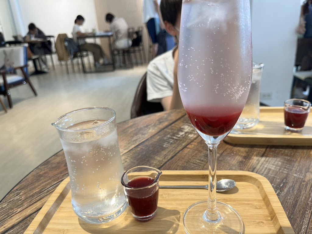 那家咖啡館 的照片