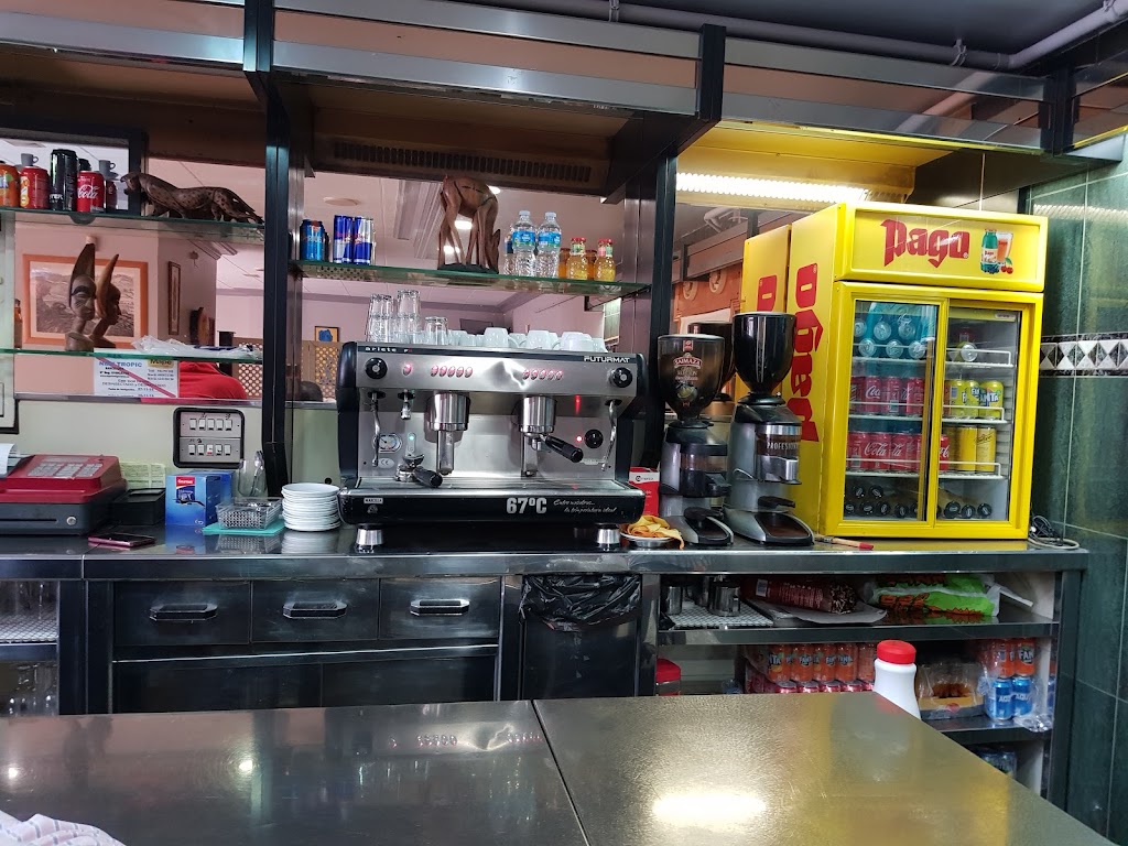 Bar Restaurante BAOBAB — Ambiente