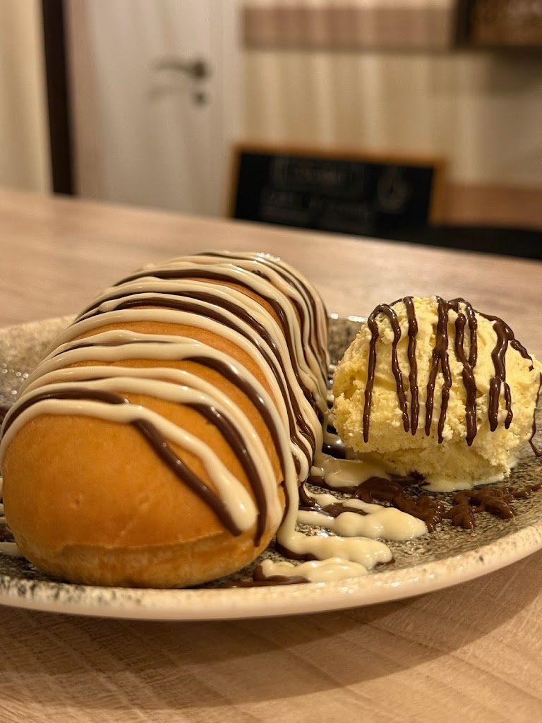Colibri Cafe y Copas — Comida y bebida