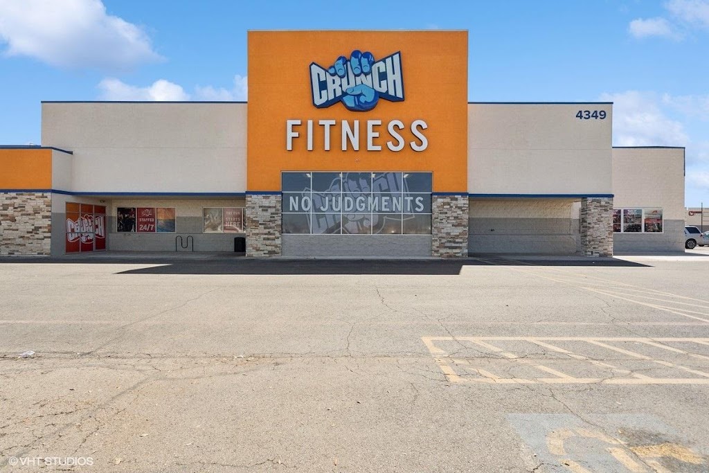  Crunch Fitness - San Angelo