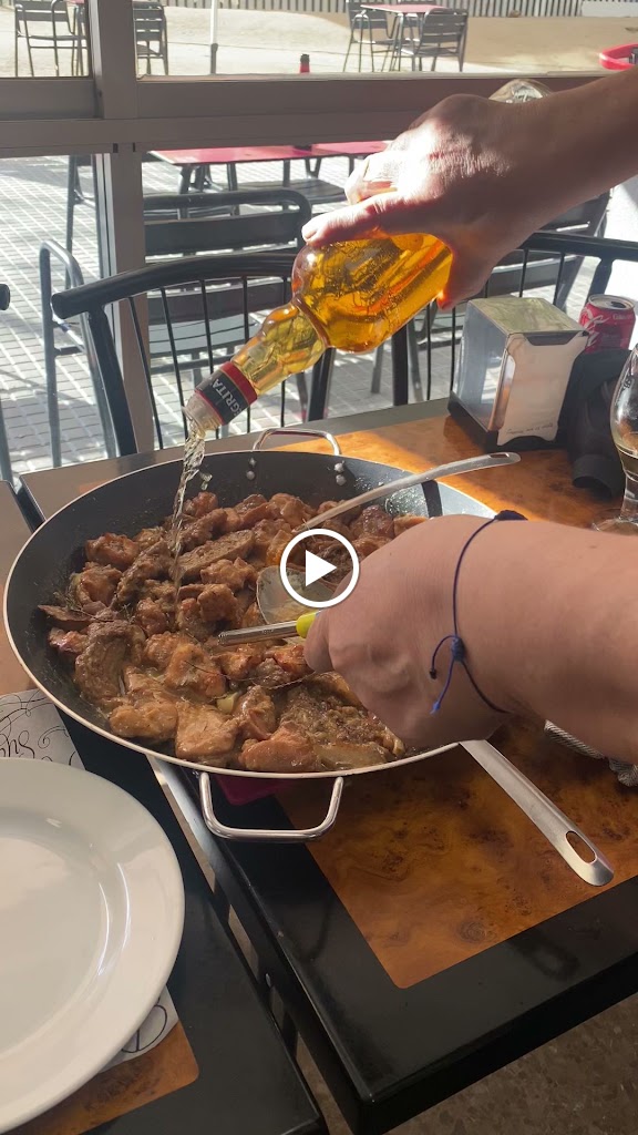 Casa Tony Bar Restaurant — Videos