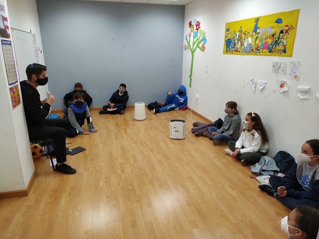 Academia de ingles Our English House — Del propietario