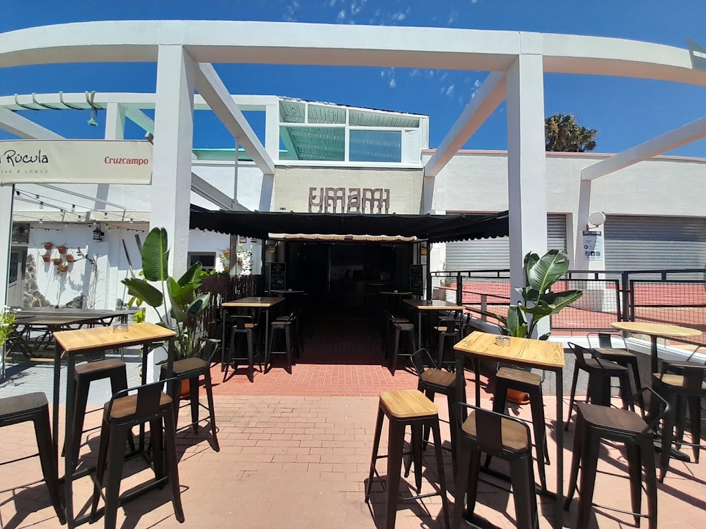 Umami La Barrosa — Ambiente