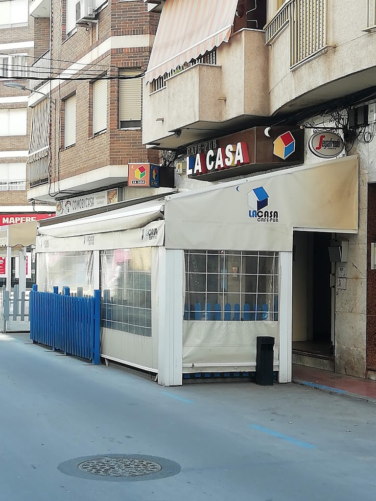 Coffee & Cocktails LA CASA