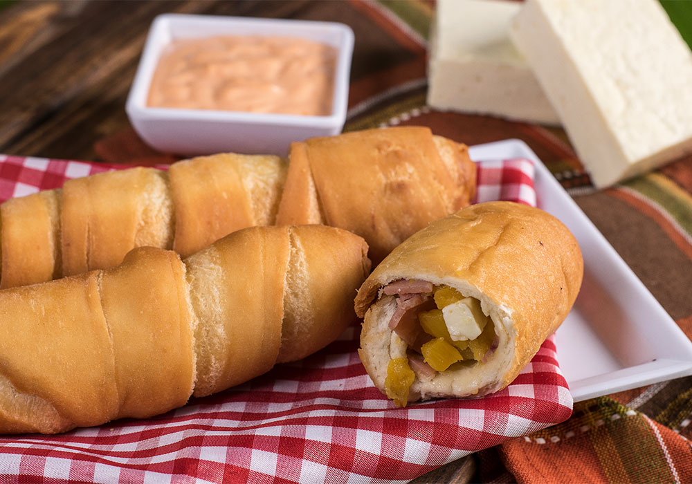 Empanadas La Bacana — Comida y bebida