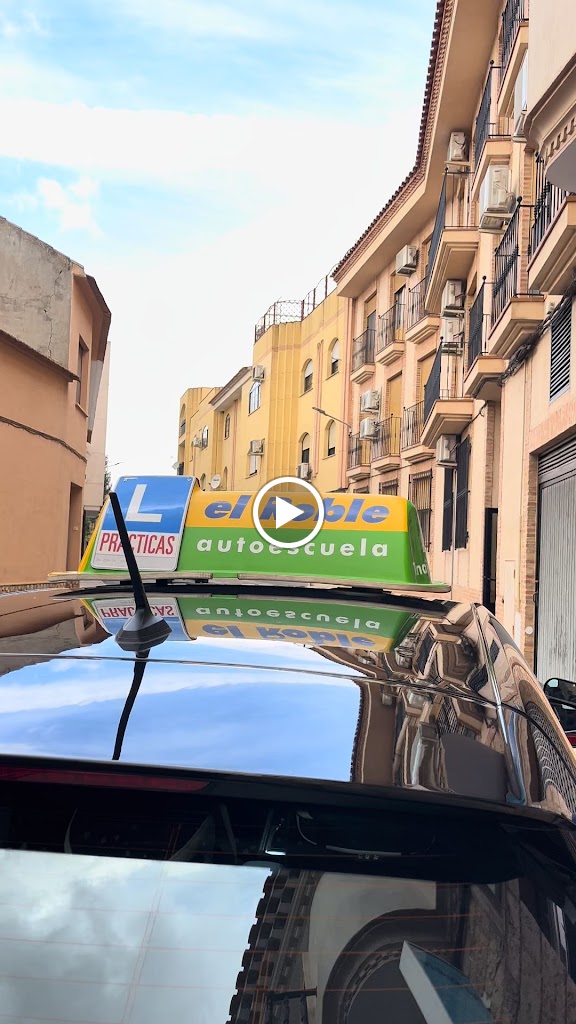 Autoescuela El Roble — Videos